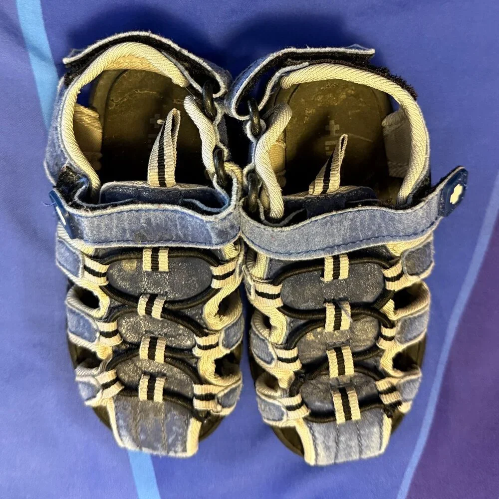 🔥6/$10🔥 Lifeguard Baby Toddler Water Shoes, Size 5/6, Blue